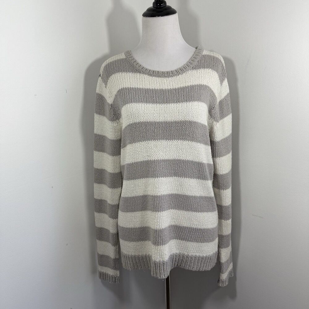 Garnet Hill Sweater M Gray & White Striped Crew Neck Cotton Blend Winter Cozy